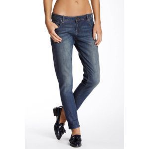 https://breeze.customjeans.io/media/catalog/product/cache/75f5024978ee6fca2232f45129416530/w/h/whiskers-women_1.jpg